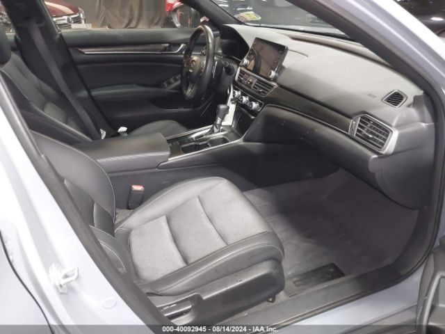 Photo 4 VIN: 1HGCV1F3XNA078522 - HONDA ACCORD 