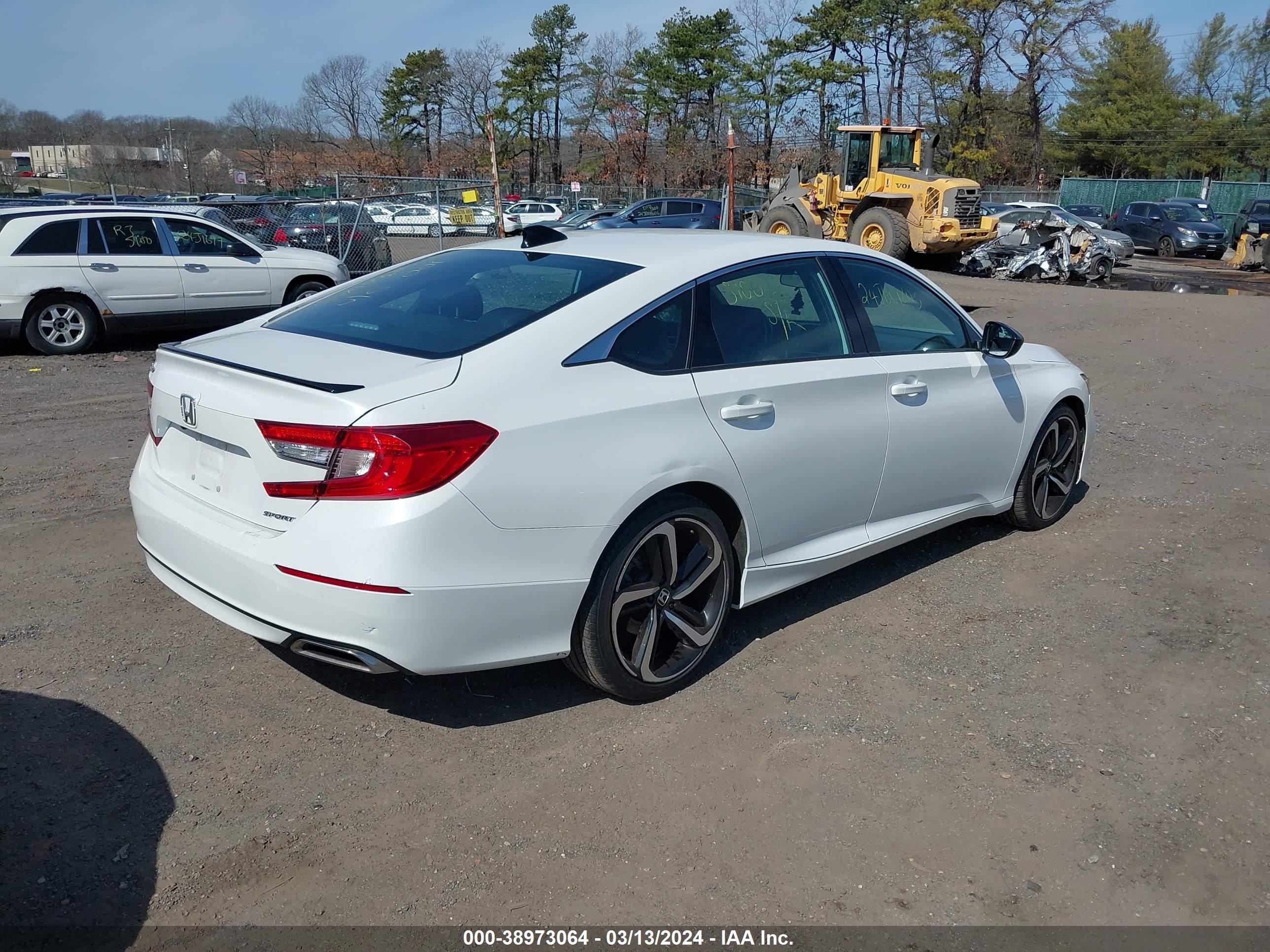 Photo 3 VIN: 1HGCV1F3XNA090198 - HONDA ACCORD 