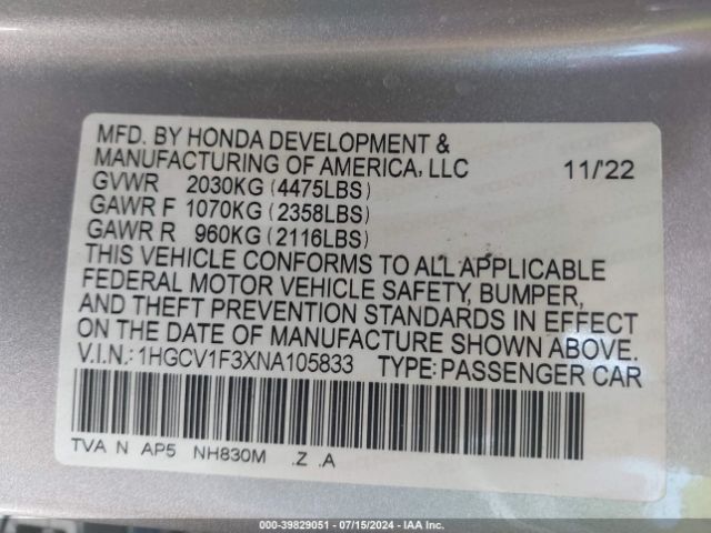 Photo 8 VIN: 1HGCV1F3XNA105833 - HONDA ACCORD 