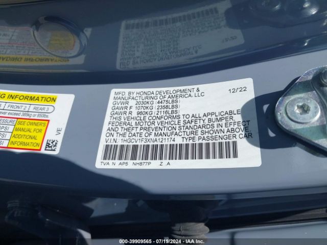 Photo 8 VIN: 1HGCV1F3XNA121174 - HONDA ACCORD 