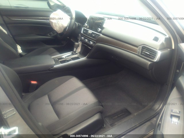 Photo 4 VIN: 1HGCV1F40JA168605 - HONDA ACCORD SEDAN 