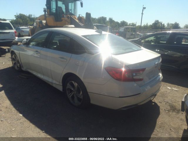 Photo 2 VIN: 1HGCV1F40KA087668 - HONDA ACCORD SEDAN 