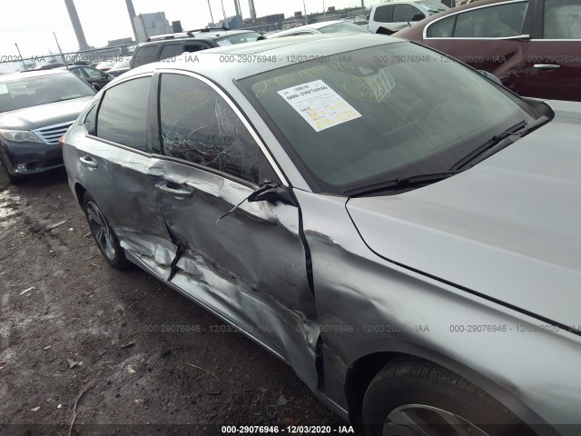 Photo 5 VIN: 1HGCV1F40KA112763 - HONDA ACCORD SEDAN 