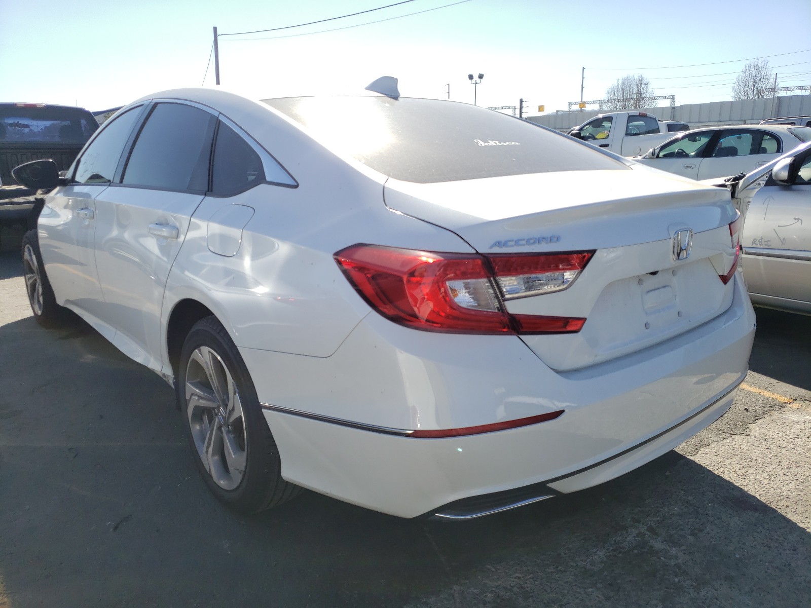 Photo 2 VIN: 1HGCV1F40LA154612 - HONDA ACCORD EX 