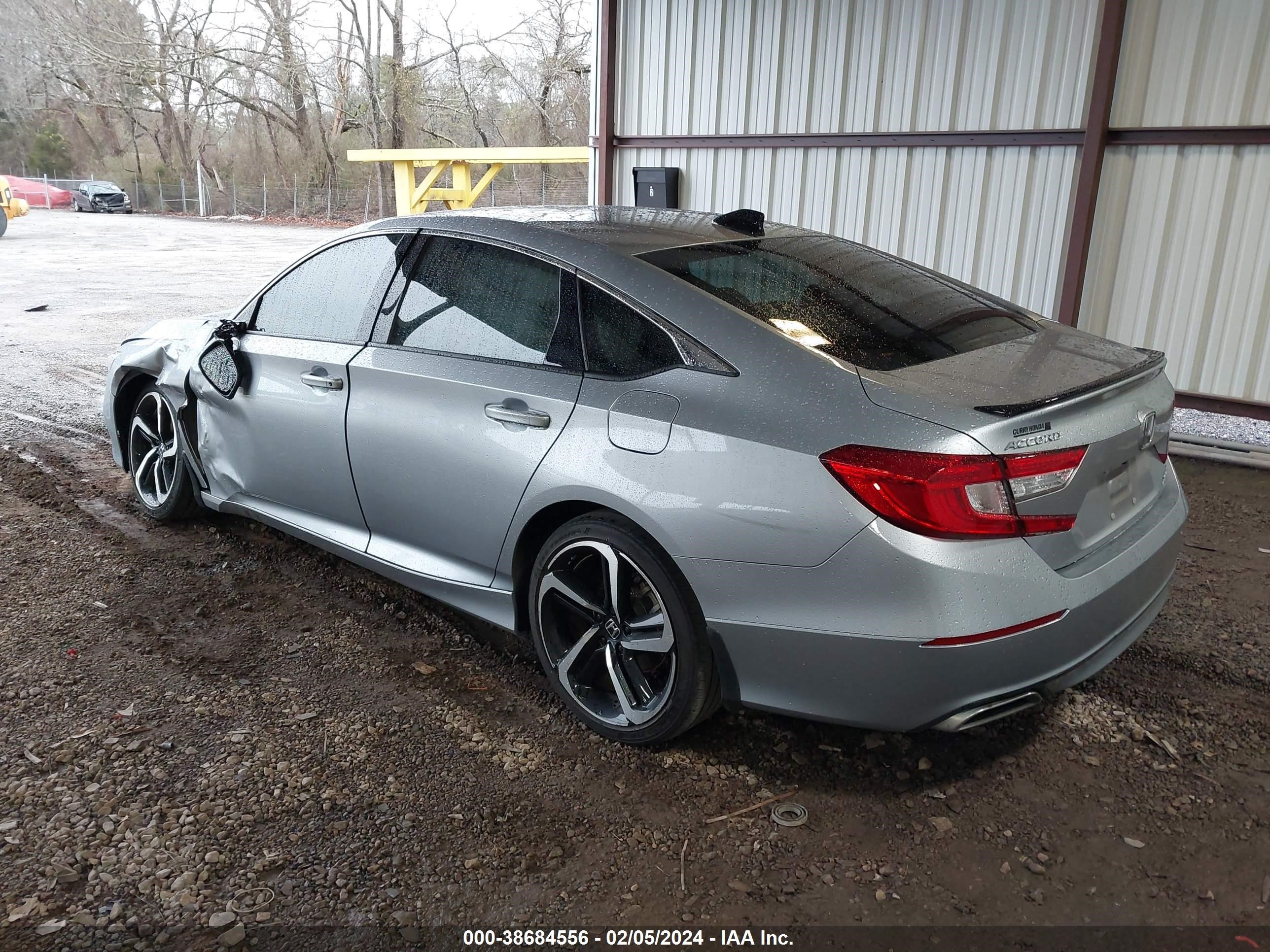 Photo 2 VIN: 1HGCV1F40MA120090 - HONDA ACCORD 