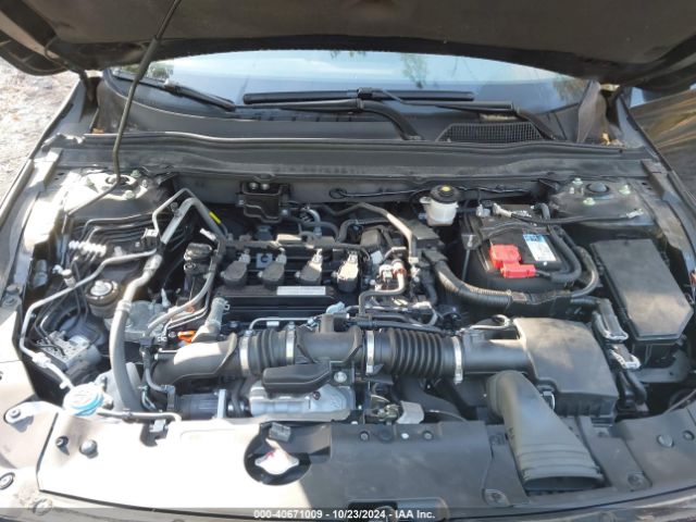 Photo 9 VIN: 1HGCV1F41JA000486 - HONDA ACCORD 