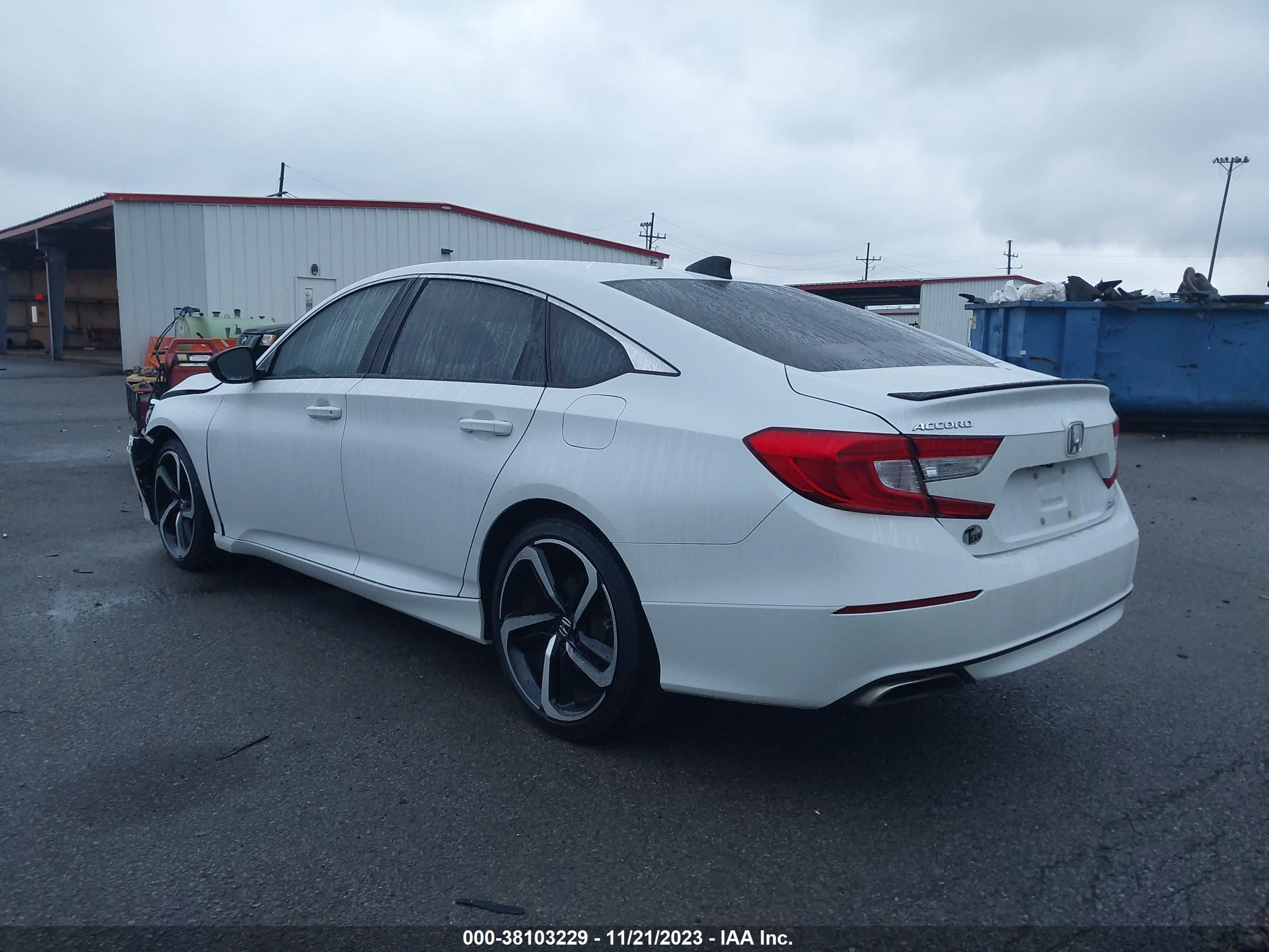 Photo 2 VIN: 1HGCV1F41MA048526 - HONDA ACCORD 