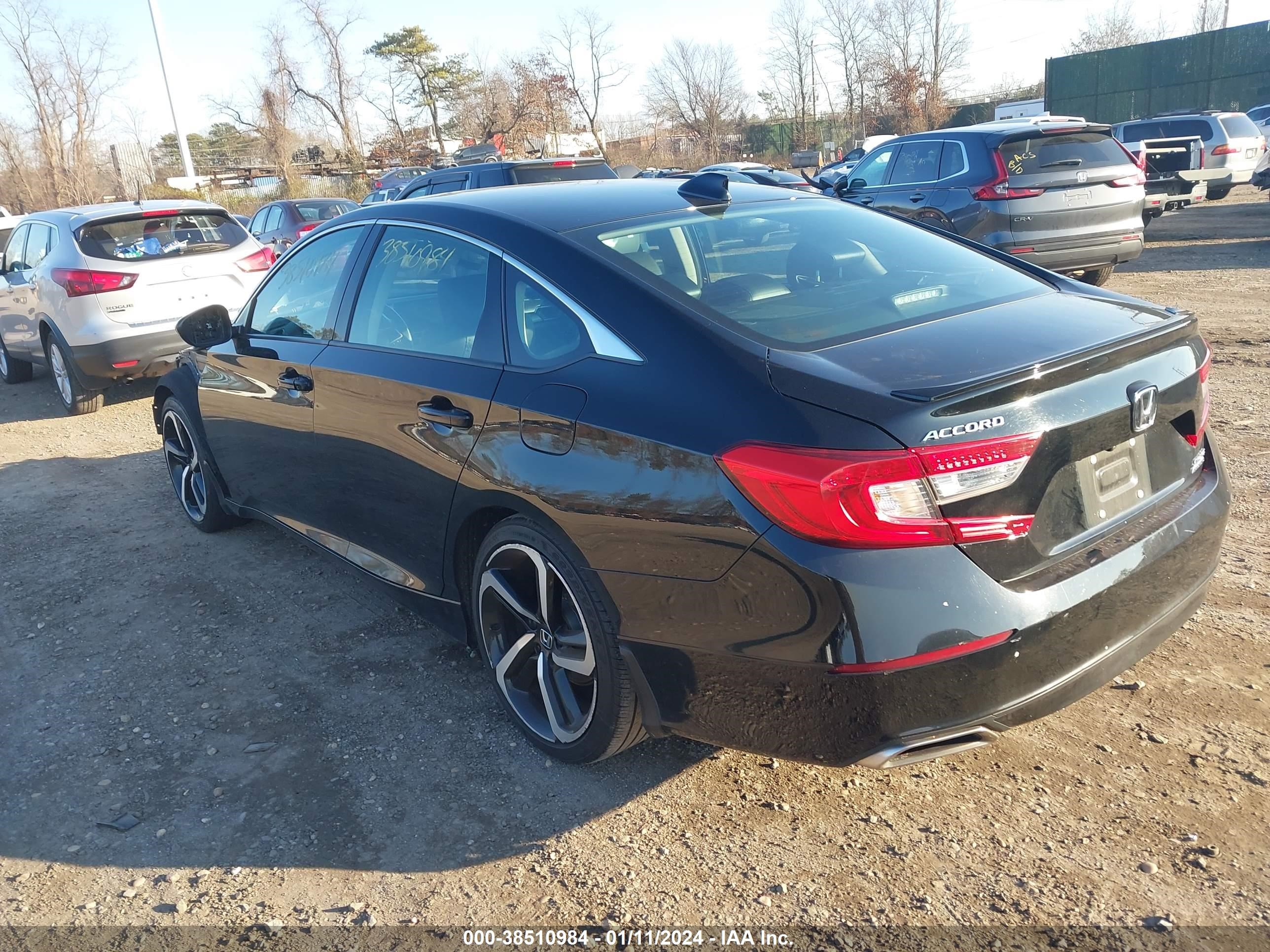 Photo 2 VIN: 1HGCV1F41MA076164 - HONDA ACCORD 