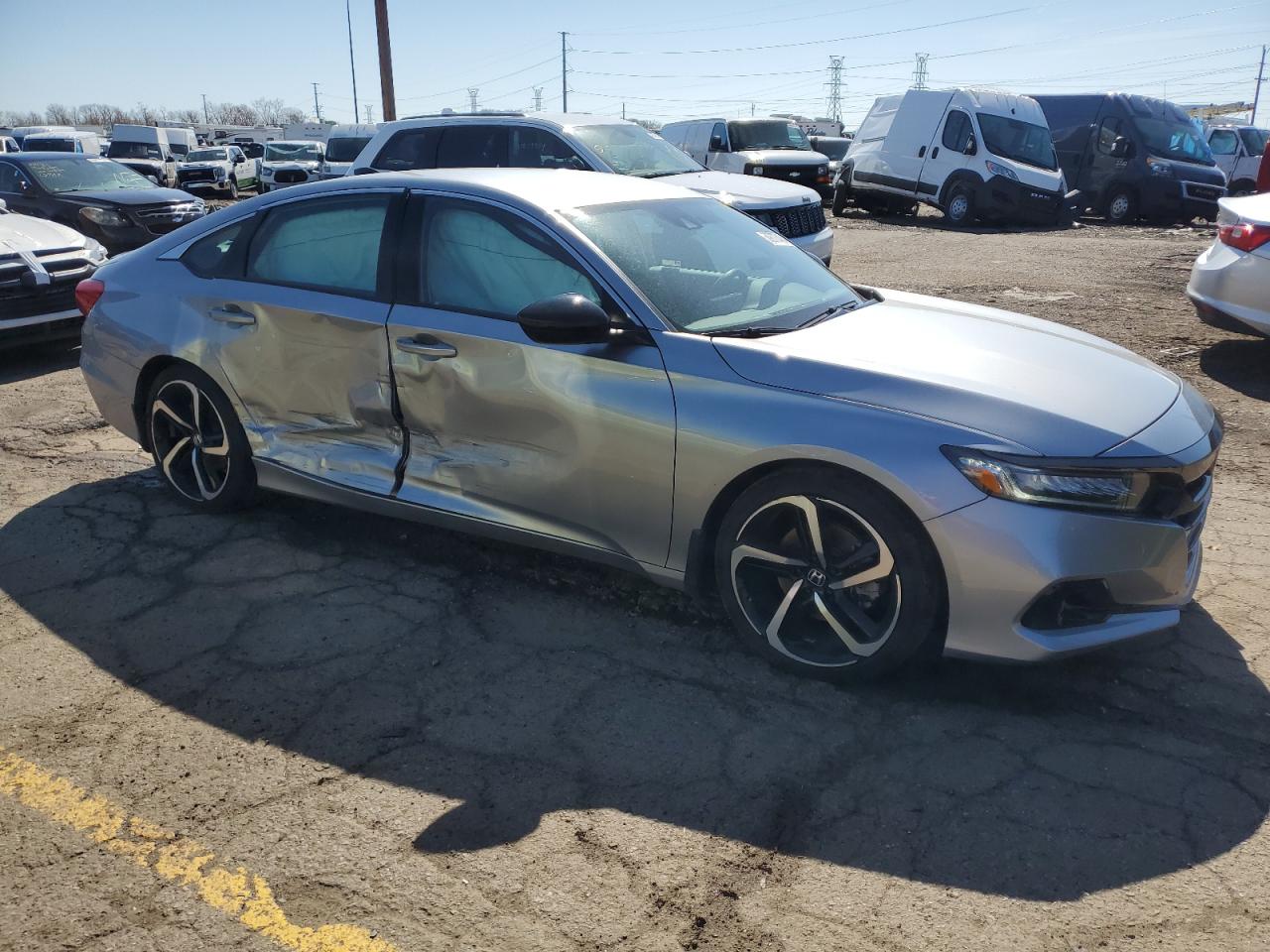 Photo 3 VIN: 1HGCV1F41NA105177 - HONDA ACCORD 