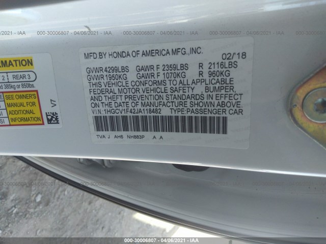 Photo 8 VIN: 1HGCV1F42JA118482 - HONDA ACCORD SEDAN 