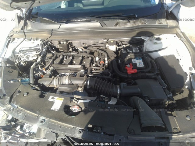 Photo 9 VIN: 1HGCV1F42JA118482 - HONDA ACCORD SEDAN 