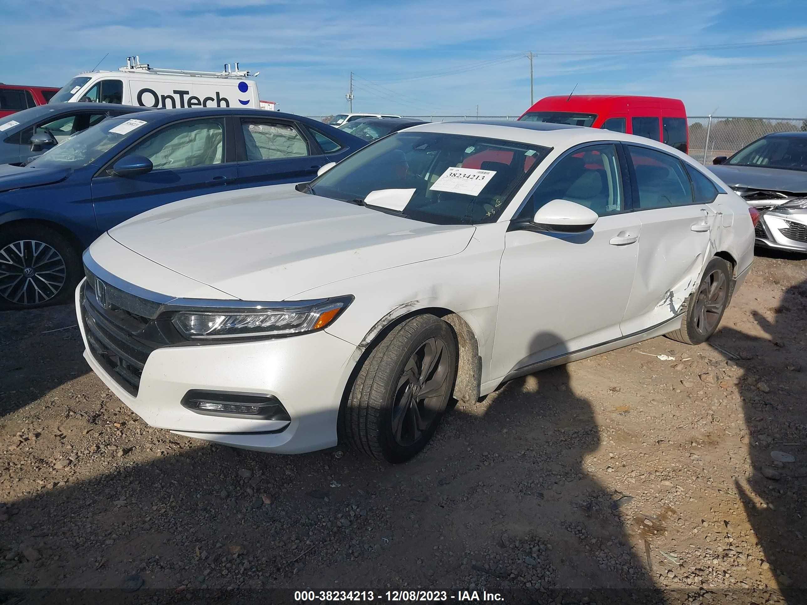 Photo 1 VIN: 1HGCV1F42JA224107 - HONDA ACCORD 