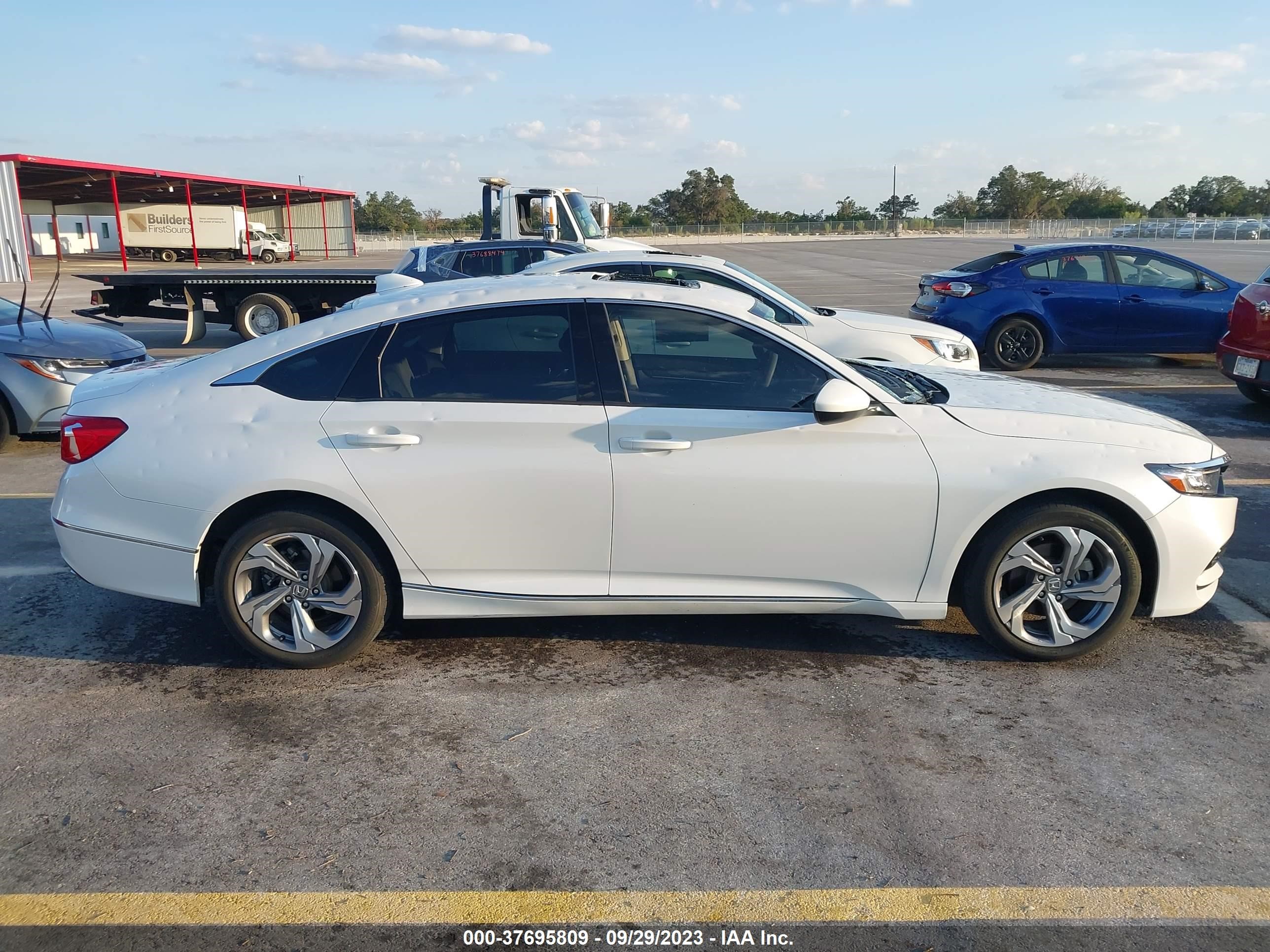 Photo 12 VIN: 1HGCV1F42LA029756 - HONDA ACCORD 