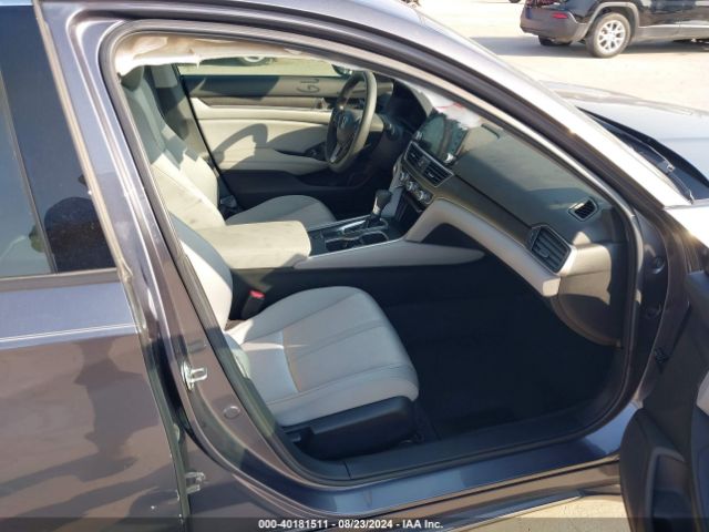 Photo 4 VIN: 1HGCV1F42LA070162 - HONDA ACCORD 