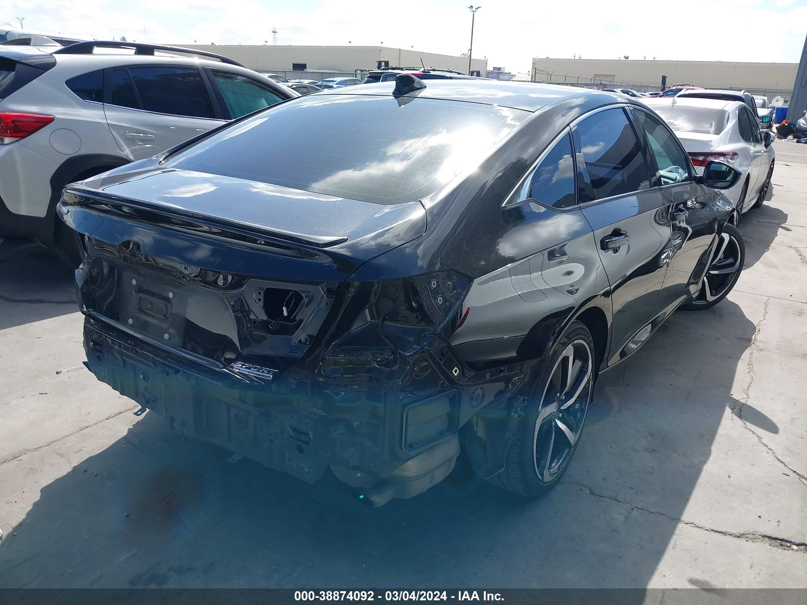 Photo 3 VIN: 1HGCV1F42MA074083 - HONDA ACCORD 