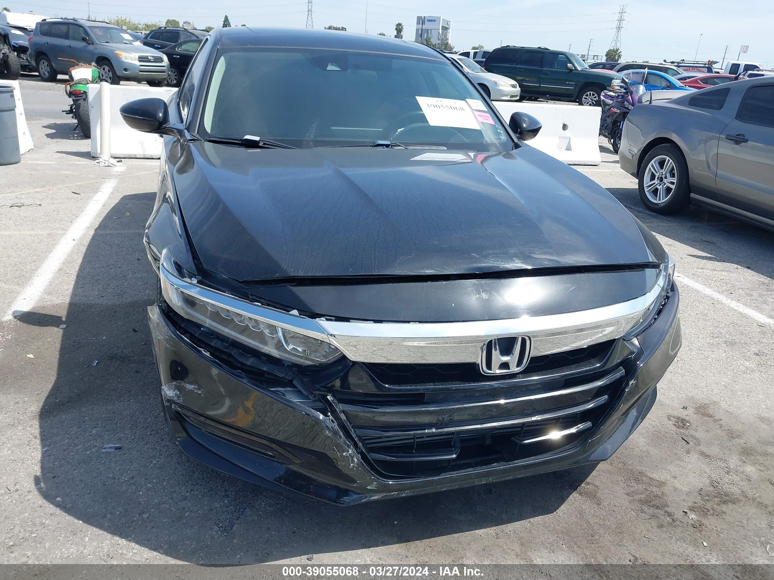 Photo 11 VIN: 1HGCV1F43KA123921 - HONDA ACCORD 