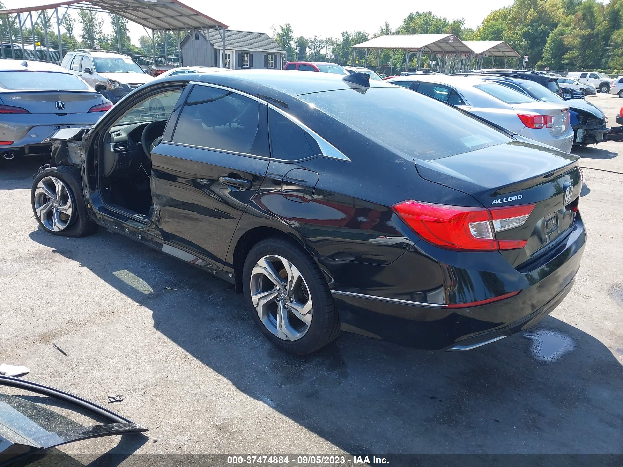 Photo 2 VIN: 1HGCV1F43KA174934 - HONDA ACCORD 