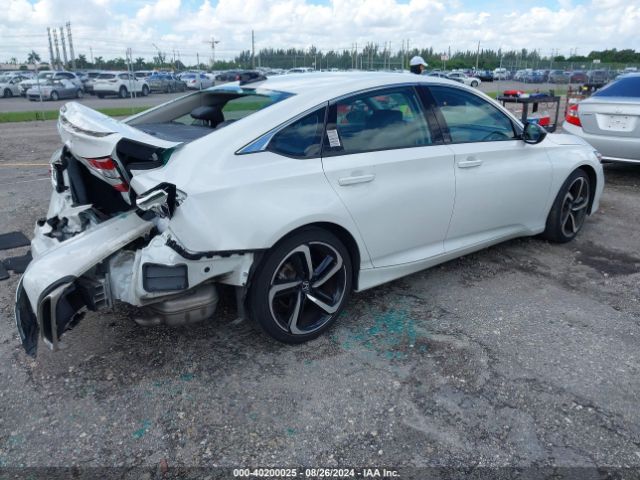 Photo 3 VIN: 1HGCV1F43MA113585 - HONDA ACCORD 