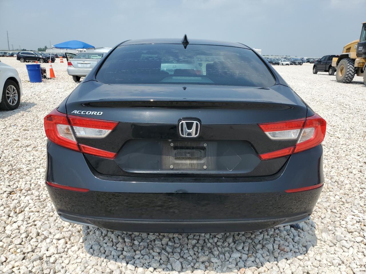 Photo 5 VIN: 1HGCV1F44JA224075 - HONDA ACCORD 