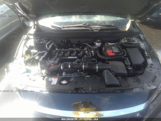 Photo 9 VIN: 1HGCV1F44KA072946 - HONDA ACCORD SEDAN 