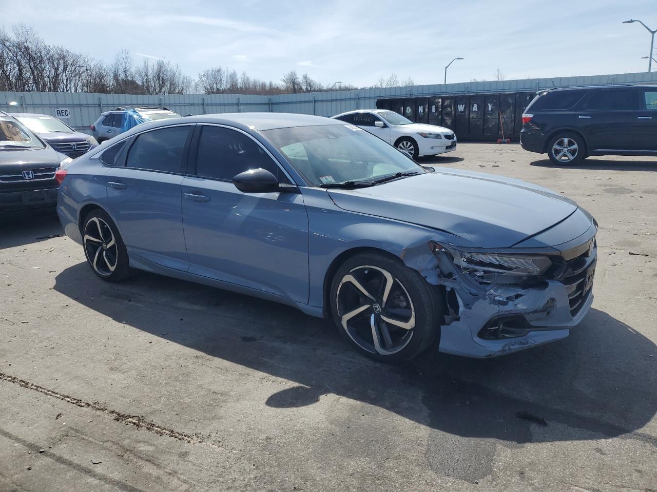 Photo 3 VIN: 1HGCV1F44MA089474 - HONDA ACCORD 