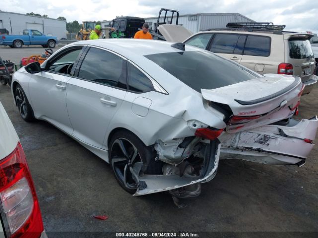 Photo 2 VIN: 1HGCV1F44NA041555 - HONDA ACCORD 