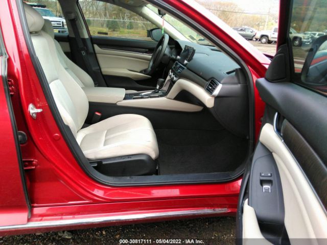 Photo 4 VIN: 1HGCV1F45JA089379 - HONDA ACCORD SEDAN 