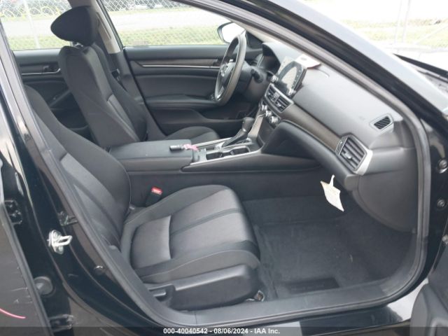 Photo 4 VIN: 1HGCV1F45KA094566 - HONDA ACCORD 