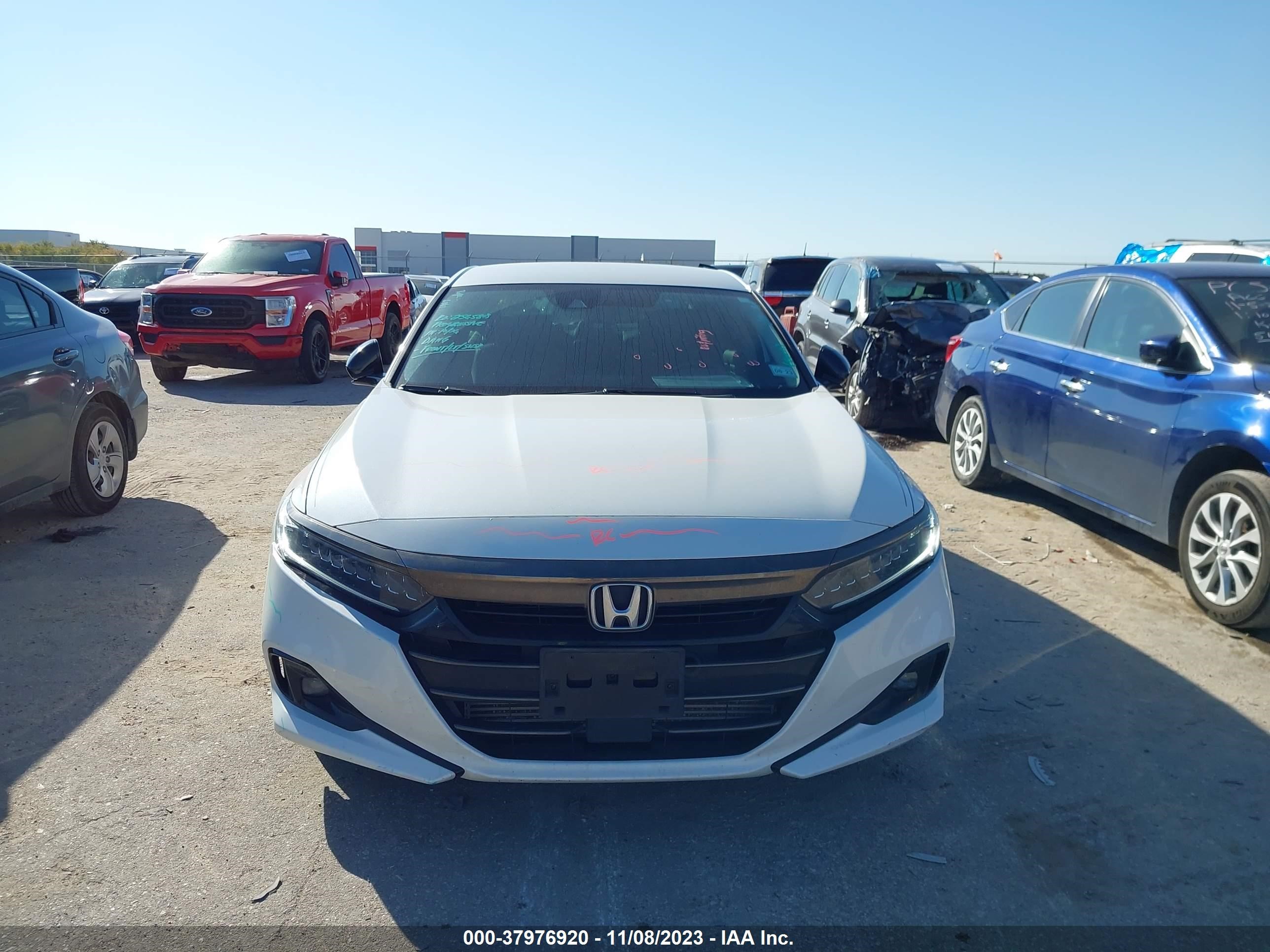 Photo 11 VIN: 1HGCV1F45MA093159 - HONDA ACCORD SPO 