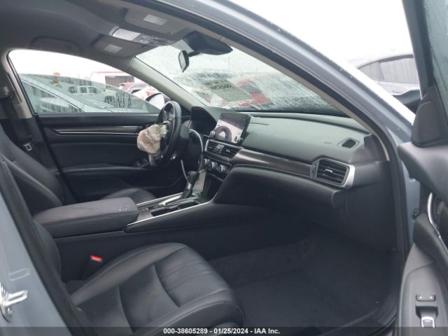 Photo 4 VIN: 1HGCV1F45NA074225 - HONDA ACCORD 