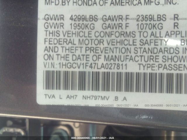 Photo 8 VIN: 1HGCV1F47LA027811 - HONDA ACCORD SEDAN 