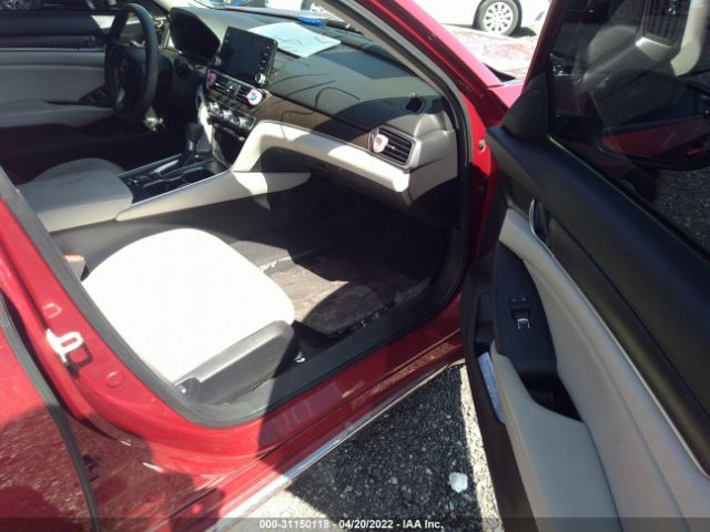 Photo 4 VIN: 1HGCV1F48JA090297 - HONDA ACCORD SEDAN 