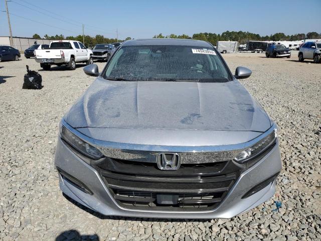 Photo 4 VIN: 1HGCV1F48JA194286 - HONDA ACCORD 