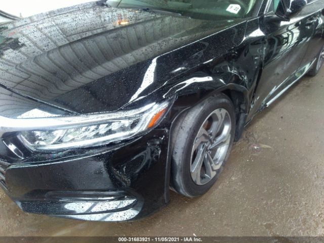 Photo 5 VIN: 1HGCV1F48JA210910 - HONDA ACCORD SEDAN 