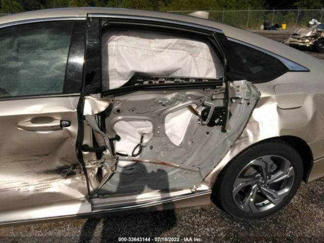 Photo 5 VIN: 1HGCV1F48JA238318 - HONDA ACCORD SEDAN 