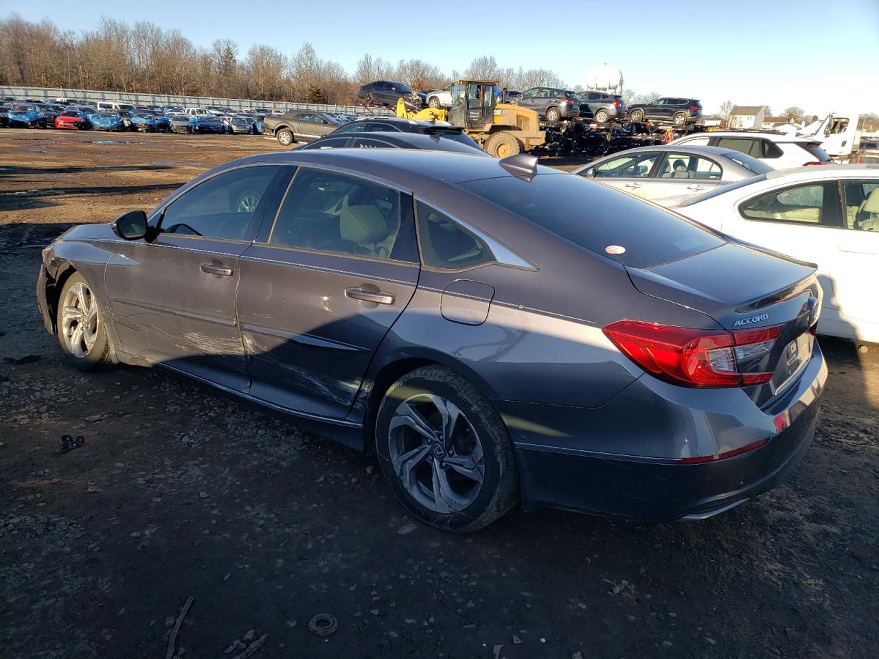 Photo 1 VIN: 1HGCV1F48JA266247 - HONDA ACCORD 