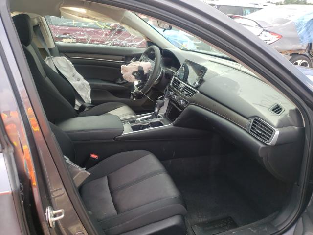 Photo 4 VIN: 1HGCV1F49JA085433 - HONDA ACCORD EX 