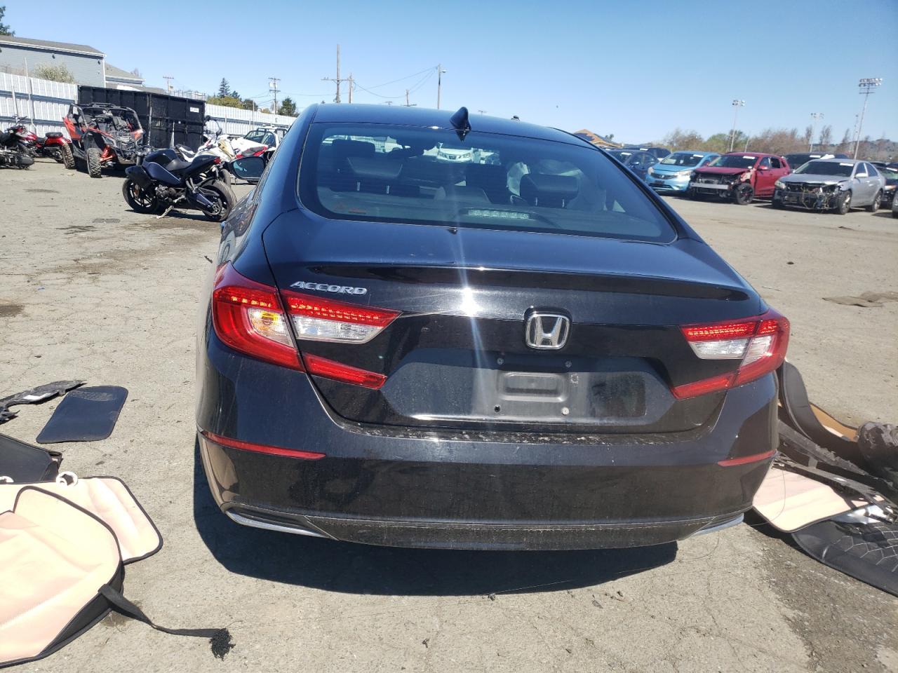 Photo 5 VIN: 1HGCV1F49LA154592 - HONDA ACCORD 