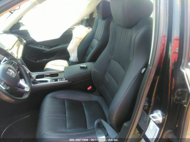 Photo 4 VIN: 1HGCV1F49MA073772 - HONDA ACCORD 