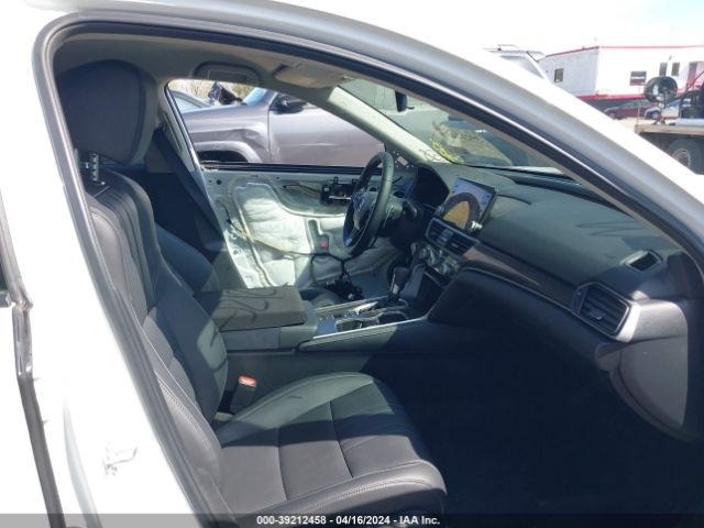 Photo 4 VIN: 1HGCV1F49NA120395 - HONDA ACCORD 