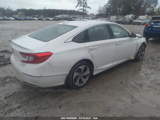 Photo 3 VIN: 1HGCV1F4XJA063246 - HONDA ACCORD SEDAN 