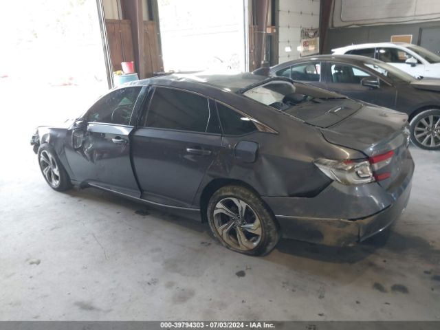 Photo 2 VIN: 1HGCV1F4XJA074778 - HONDA ACCORD 