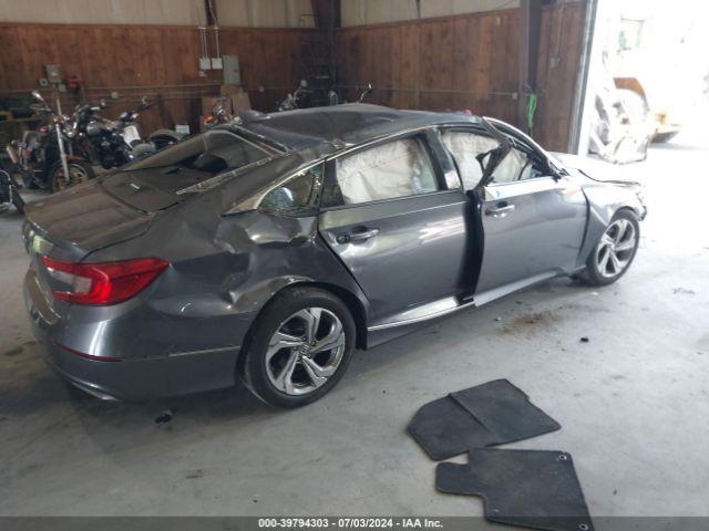 Photo 3 VIN: 1HGCV1F4XJA074778 - HONDA ACCORD 