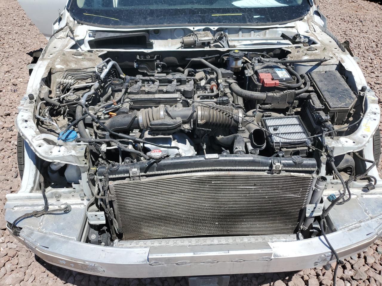 Photo 10 VIN: 1HGCV1F4XJA213906 - HONDA ACCORD 