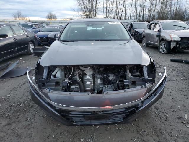 Photo 4 VIN: 1HGCV1F4XKA122829 - HONDA ACCORD 