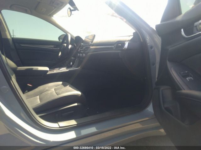 Photo 4 VIN: 1HGCV1F4XMA104771 - HONDA ACCORD 