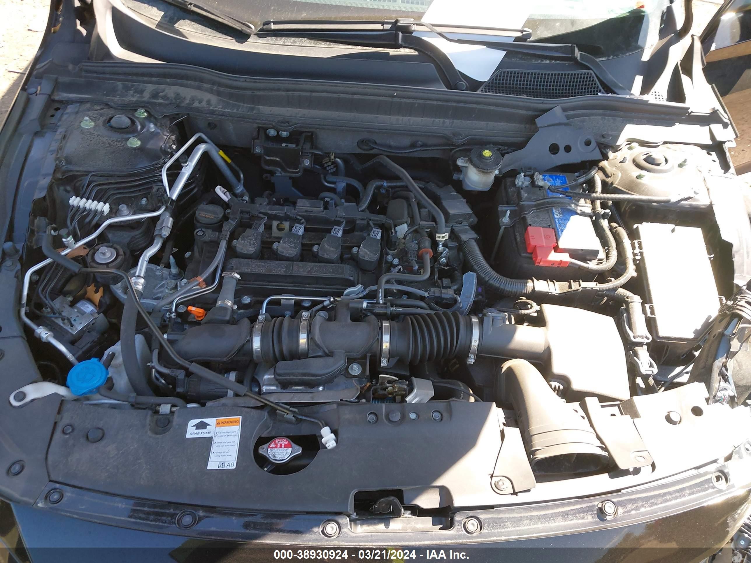 Photo 9 VIN: 1HGCV1F4XMA118928 - HONDA ACCORD 