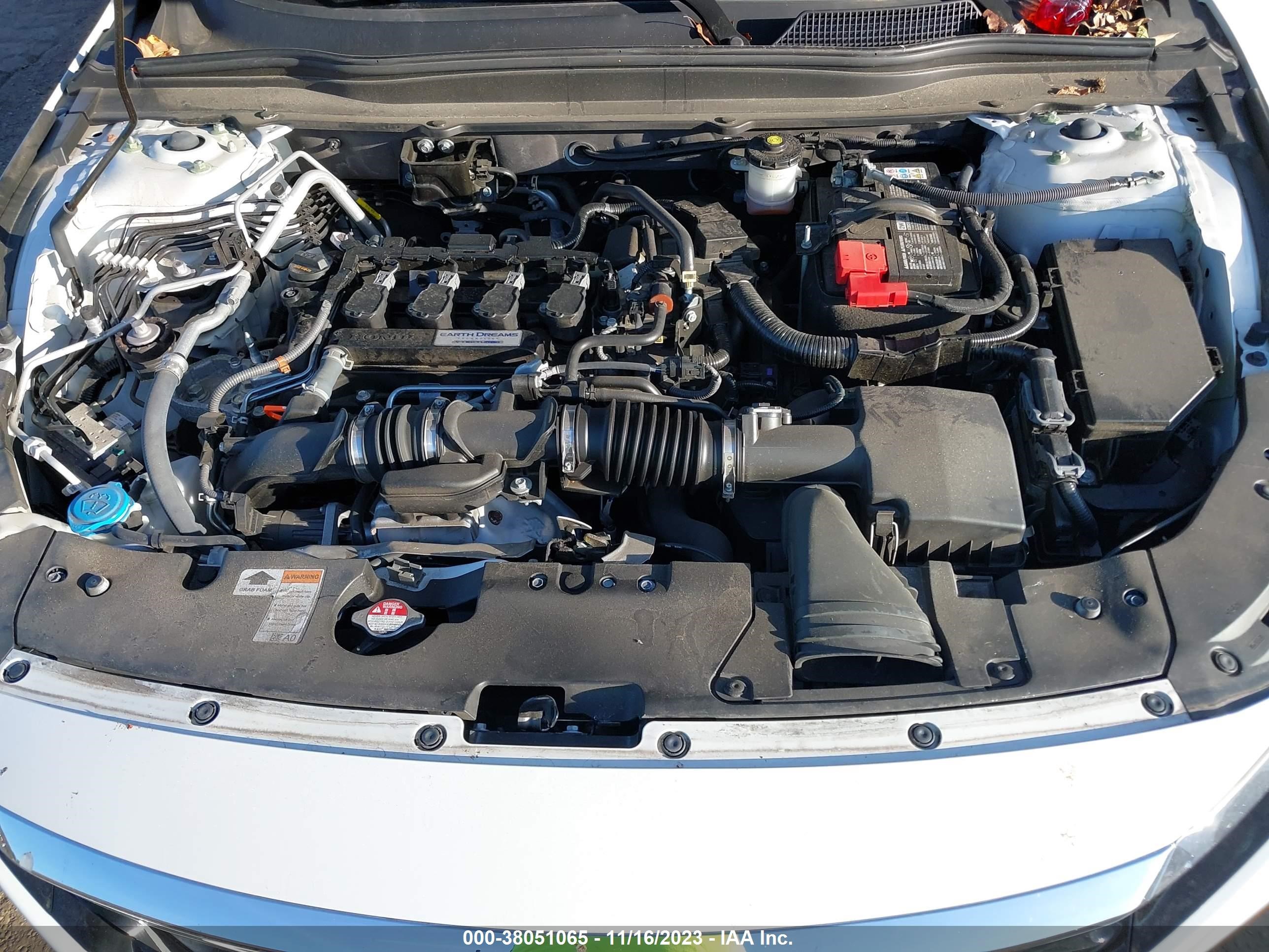 Photo 9 VIN: 1HGCV1F50KA007018 - HONDA ACCORD 