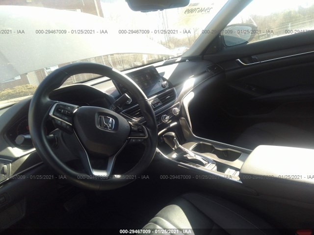 Photo 4 VIN: 1HGCV1F50LA058701 - HONDA ACCORD SEDAN 