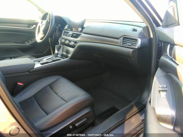 Photo 4 VIN: 1HGCV1F50MA005174 - HONDA ACCORD SEDAN 